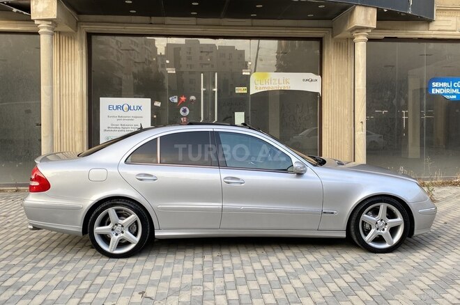 Mercedes E 320 2002, 269,000 km - 3.2 l - Bakı