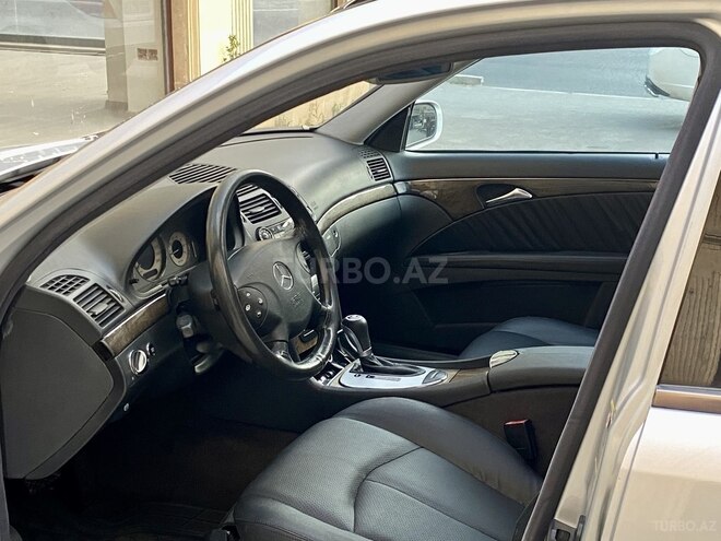 Mercedes E 320 2002, 269,000 km - 3.2 l - Bakı