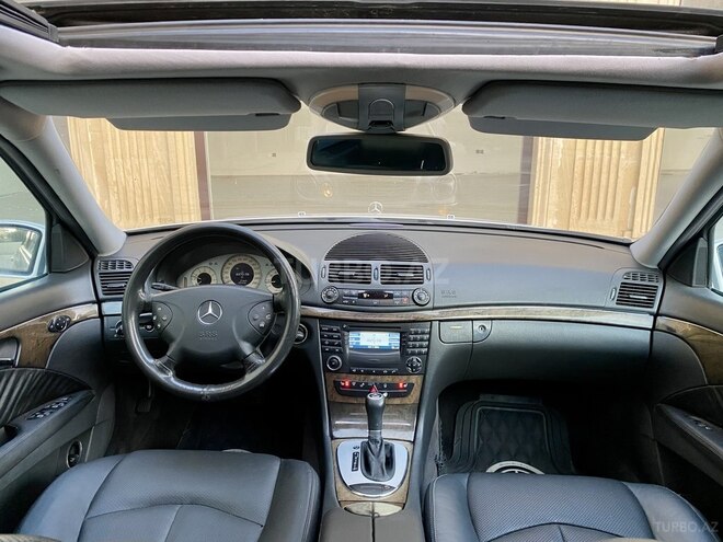 Mercedes E 320 2002, 269,000 km - 3.2 l - Bakı