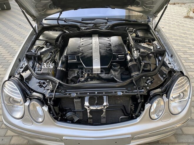 Mercedes E 320 2002, 269,000 km - 3.2 l - Bakı
