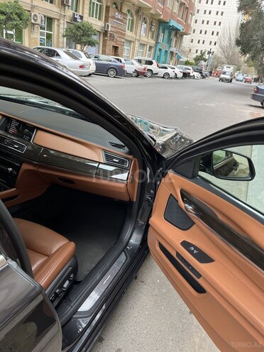 BMW 740 2014, 229,000 km - 3.0 l - Bakı