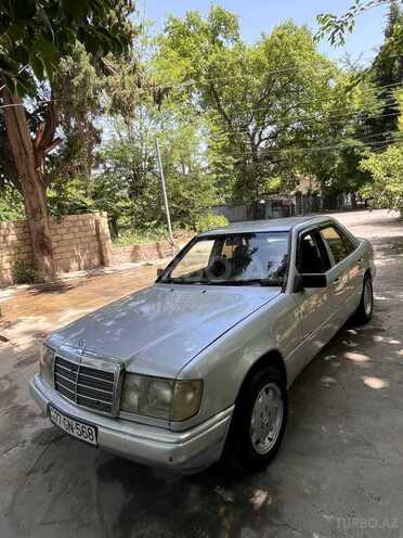Mercedes E 250 1988, 450,000 km - 2.5 l - Bərdə