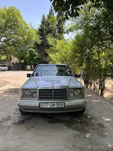 Mercedes E 250 1988, 450,000 km - 2.5 l - Bərdə