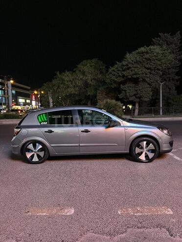 Opel Astra 2005, 260,900 km - 1.8 l - Bakı