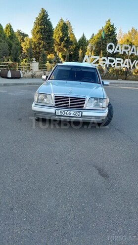 Mercedes E 220 1993, 480,000 km - 2.2 l - Goranboy