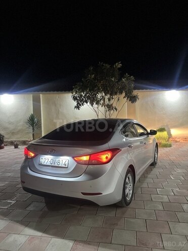 Hyundai Elantra 2015, 17,000 km - 1.6 л - Ağcabədi
