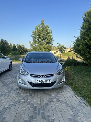 Hyundai Elantra 2015, 17,000 km - 1.6 л - Ağcabədi