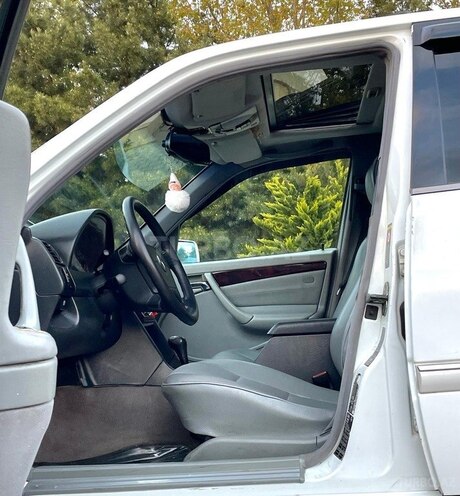 Mercedes C 230 1999, 244,666 km - 2.3 l - Şamaxı