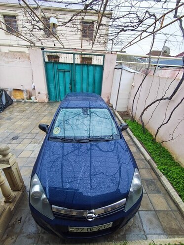 Opel Astra 2004, 300,000 km - 1.4 l - Bakı