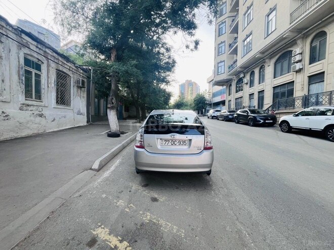 Toyota Prius 2009, 224,000 km - 1.5 л - Bakı
