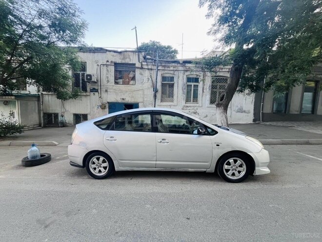 Toyota Prius 2009, 224,000 km - 1.5 л - Bakı