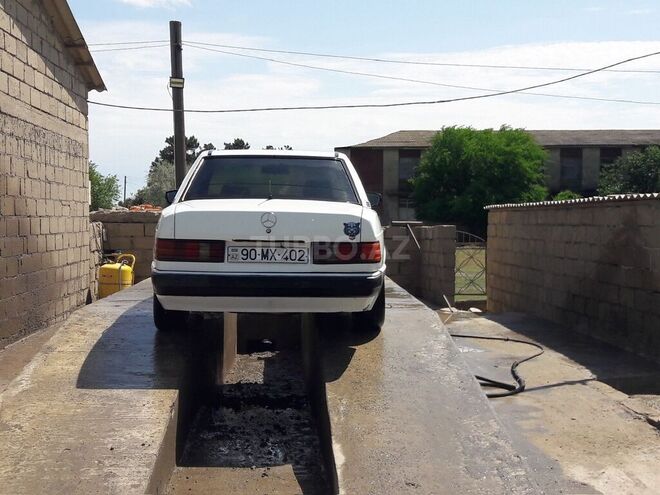Mercedes 190 1989, 297,643 km - 2.0 l - Neftçala