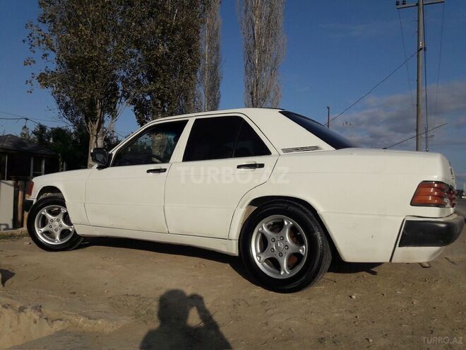 Mercedes 190 1989, 297,643 km - 2.0 l - Neftçala
