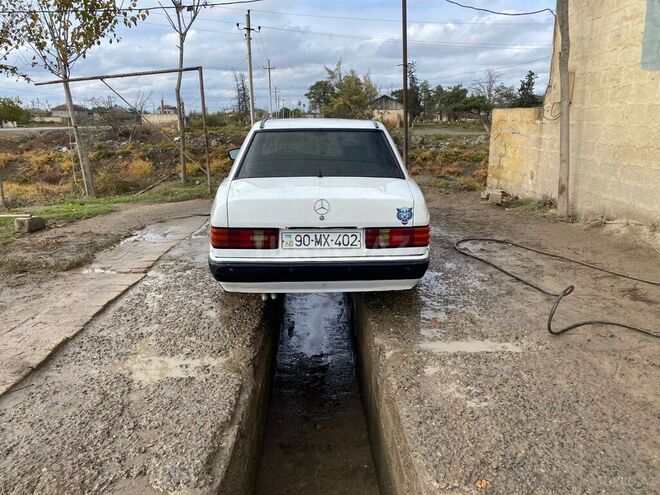 Mercedes 190 1989, 297,643 km - 2.0 l - Neftçala