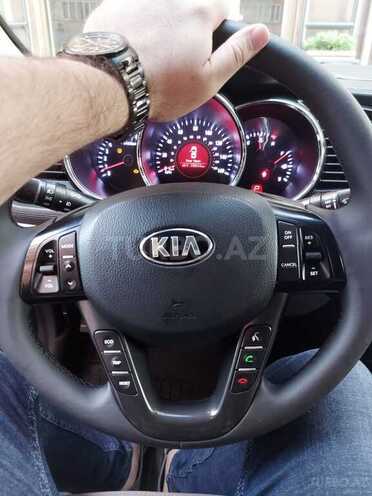 Kia Optima-5