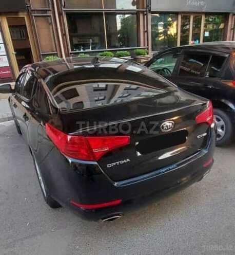 Kia Optima-4