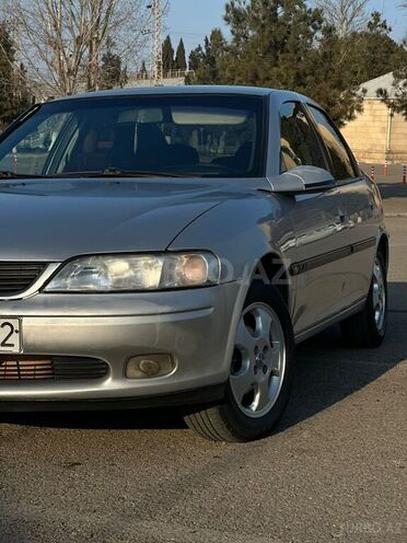 Opel Vectra-17