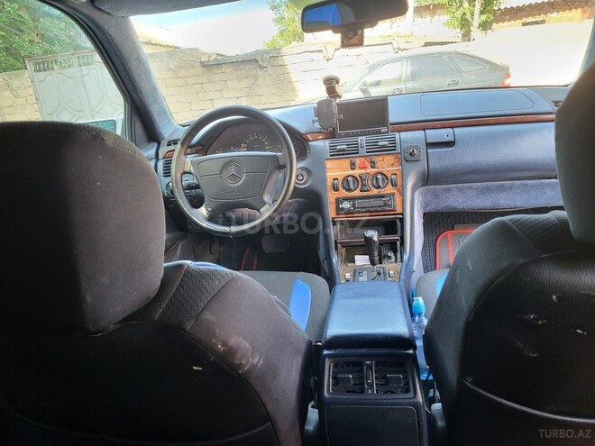 Mercedes E 230 1996, 490,000 km - 2.3 л - Sumqayıt