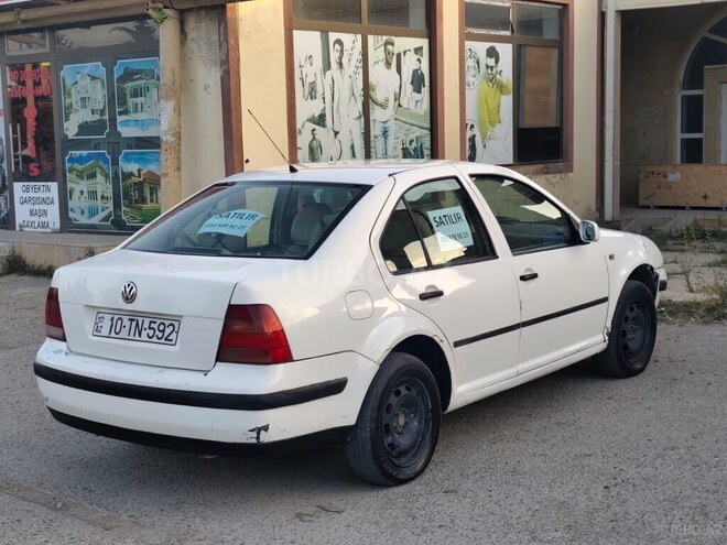 Volkswagen Bora 2001, 250,000 km - 2.0 l - Bakı