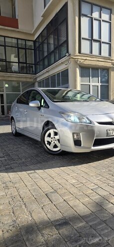 Toyota Prius-2