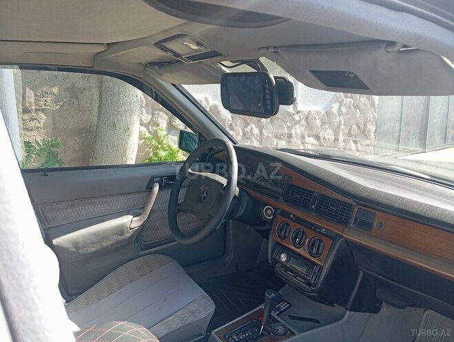 Mercedes 190 1990, 321,000 km - 2.0 л - Bakı