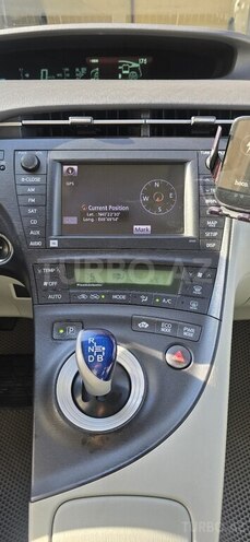 Toyota Prius-15
