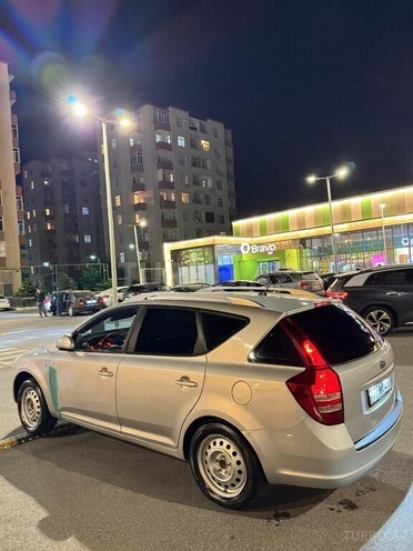 Kia  2009, 332,418 km - 1.6 l - Bakı