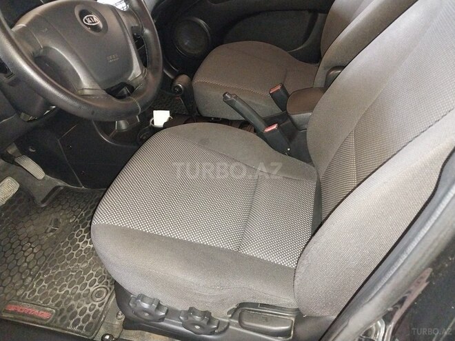 Kia Sportage 2008, 275,000 km - 2.0 l - Gəncə