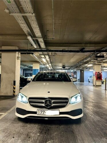 Mercedes E 220 d 4MATIC 2016, 160,000 km - 2.0 l - Bakı