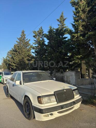 Mercedes E 200 d 1989, 498,086 km - 2.0 l - Bakı
