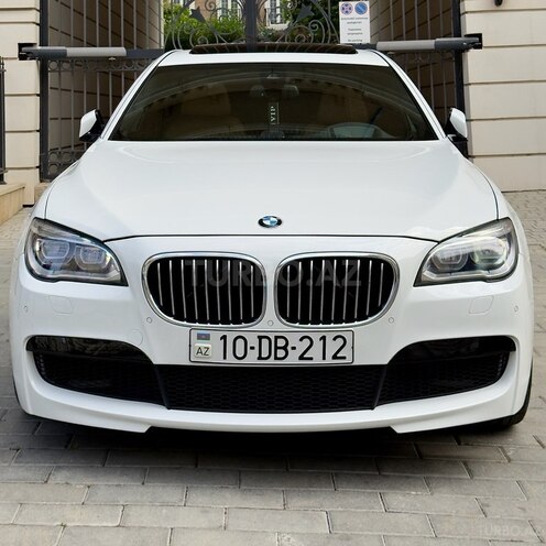 BMW 740-2