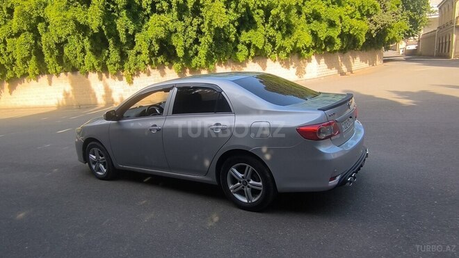 Toyota Corolla 2013, 270,000 km - 1.4 l - Şəmkir