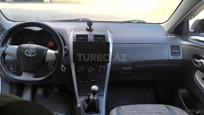 Toyota Corolla 2013, 270,000 km - 1.4 l - Şəmkir