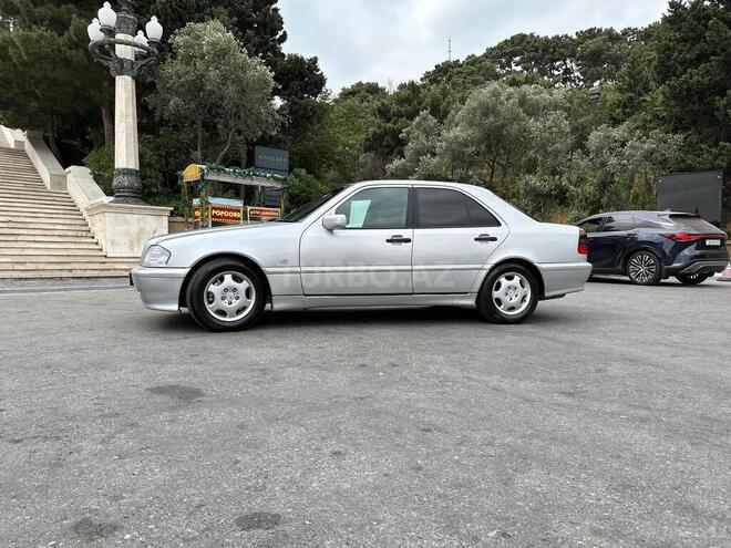 Mercedes C 200 1997, 300,225 km - 2.0 l - Bakı
