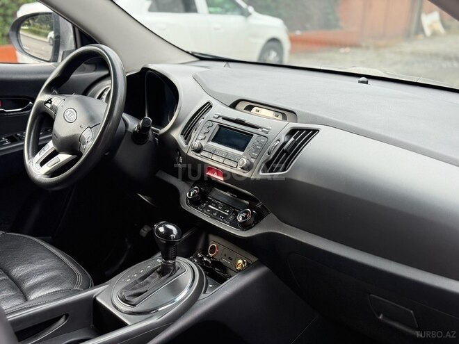 Kia Sportage 2010, 213,000 km - 2.0 л - Bakı