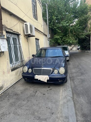 Mercedes E 220 d 2000, 220,000 km - 2.2 л - Bakı