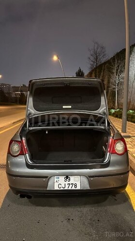 Volkswagen Passat 2005, 272,000 km - 2.0 л - Bakı
