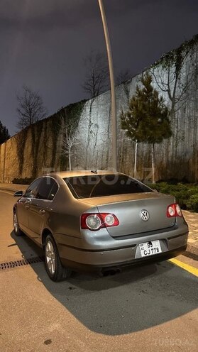 Volkswagen Passat 2005, 272,000 km - 2.0 л - Bakı