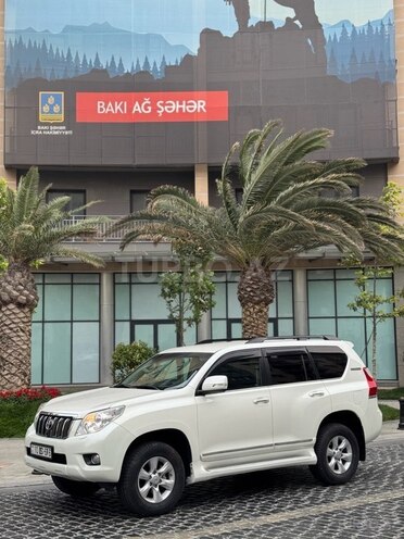 Toyota Land Cruiser Prado-2