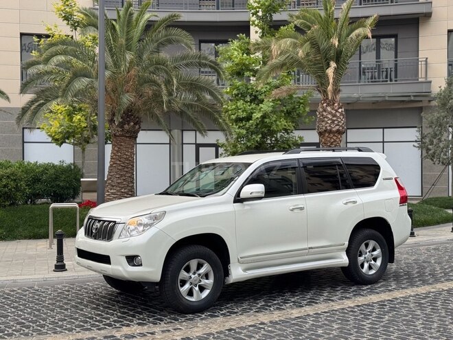 Toyota Land Cruiser Prado-7