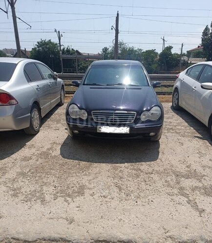 Mercedes C 240-1