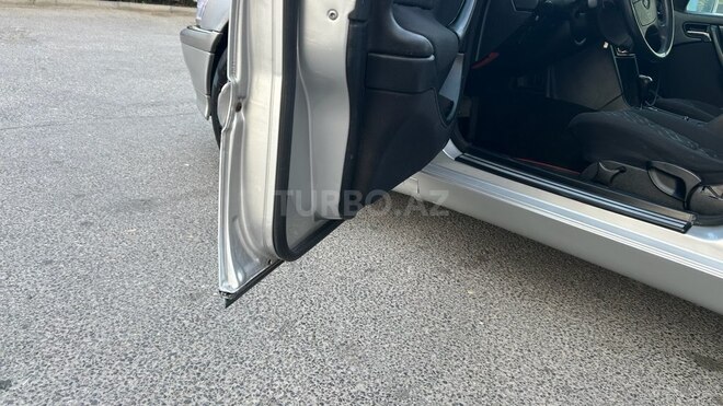Mercedes C 200 1998, 427,000 km - 2.0 l - Bakı