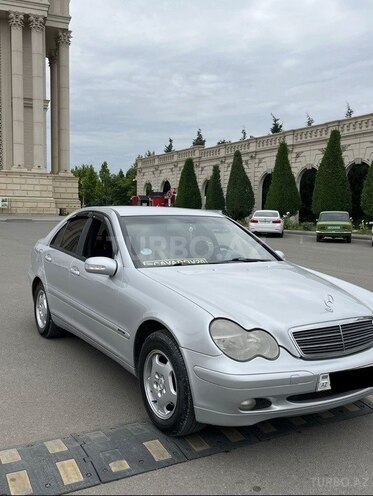 Mercedes C 200 2000, 239,000 km - 2.0 л - Gəncə