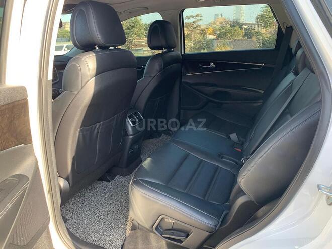 Kia Sorento-17
