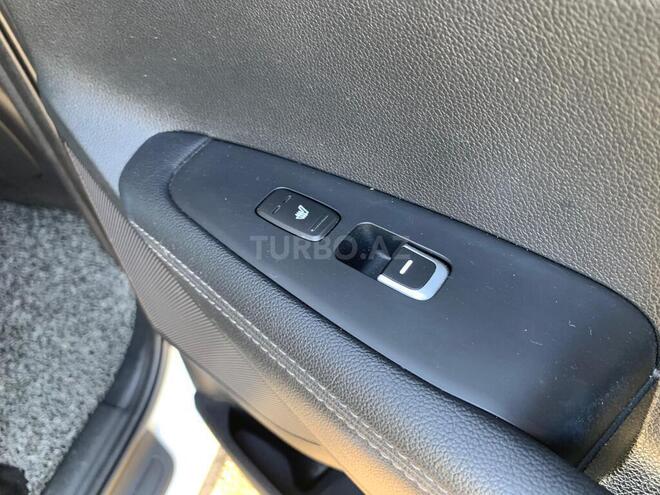 Kia Sorento-11