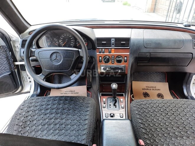 Mercedes C 180 1995, 350,000 km - 1.8 l - Gəncə