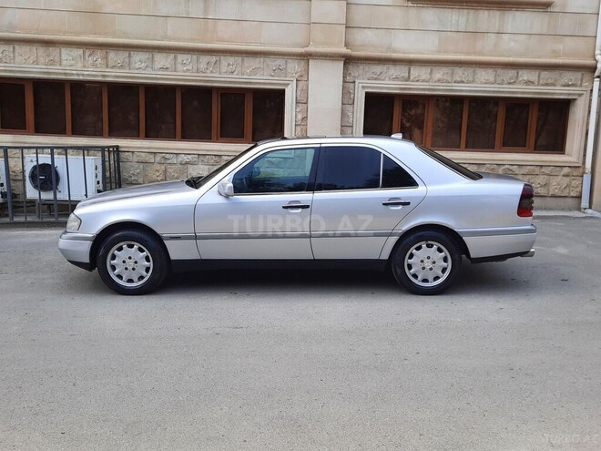 Mercedes C 180 1995, 350,000 km - 1.8 l - Gəncə