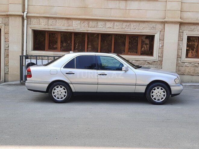 Mercedes C 180 1995, 350,000 km - 1.8 l - Gəncə
