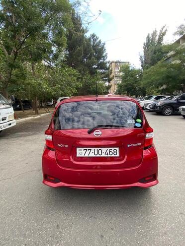 Nissan Note-2