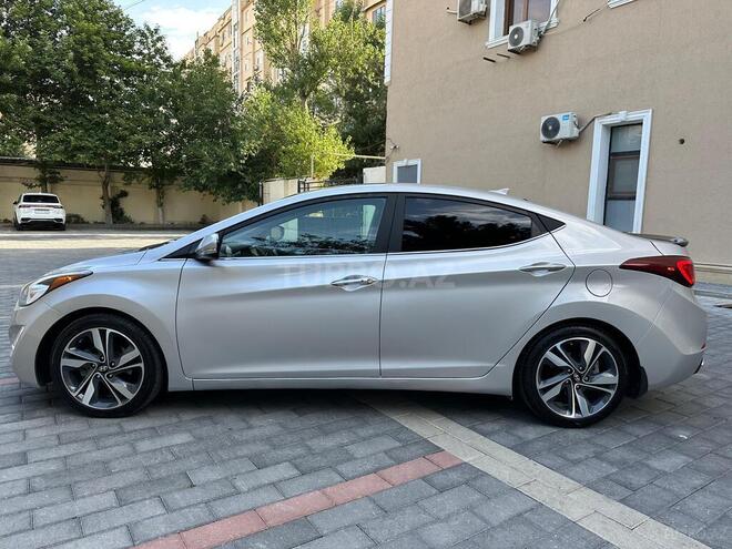 Hyundai Elantra 2015, 138,120 km - 1.8 л - Bakı
